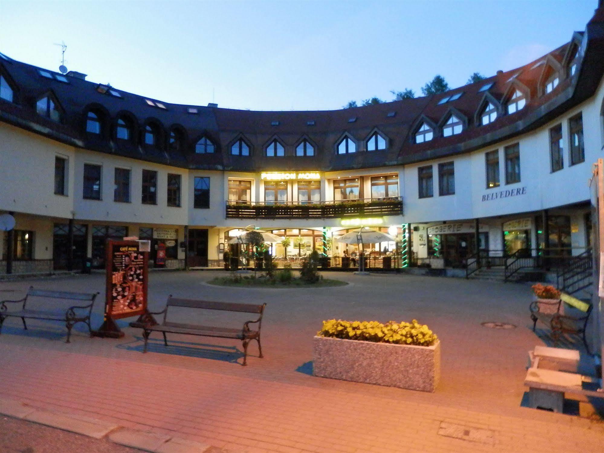 Pension Mona Harrachov Buitenkant foto