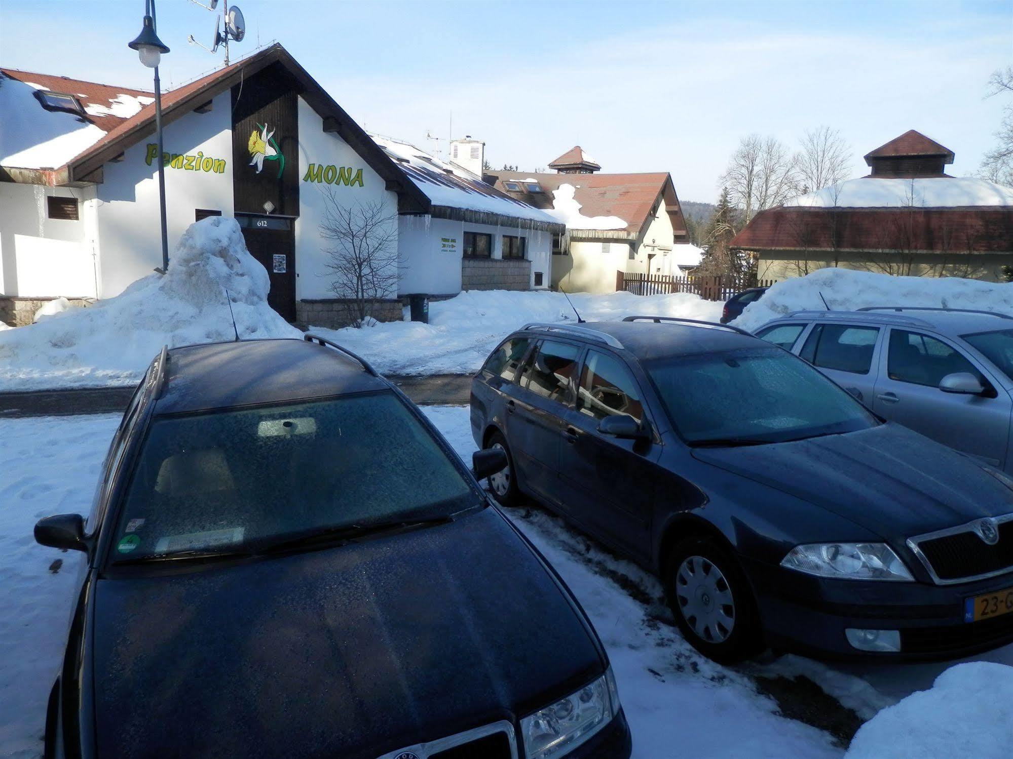 Pension Mona Harrachov Buitenkant foto